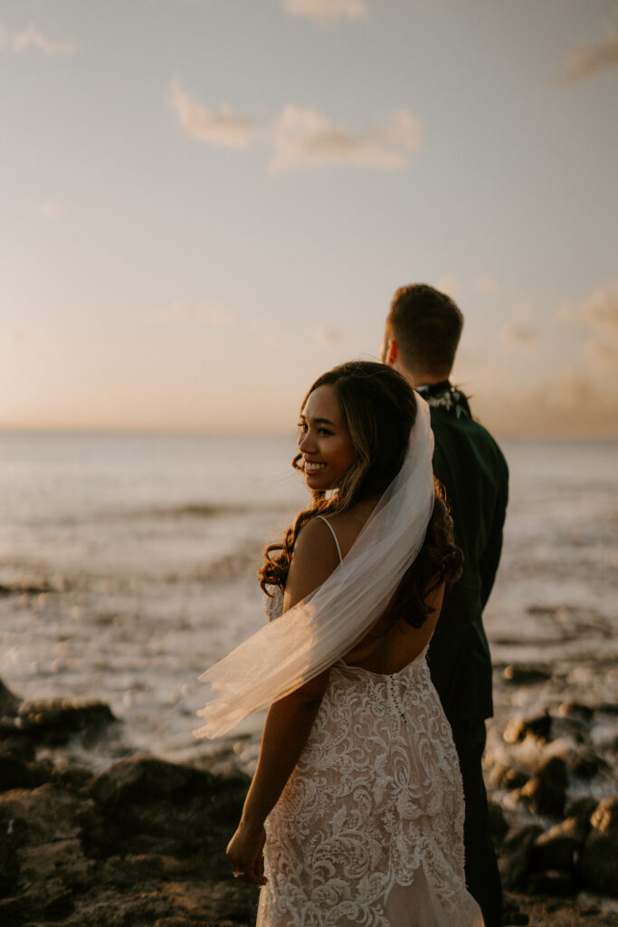 Oahu Hawaii Wedding Photographer