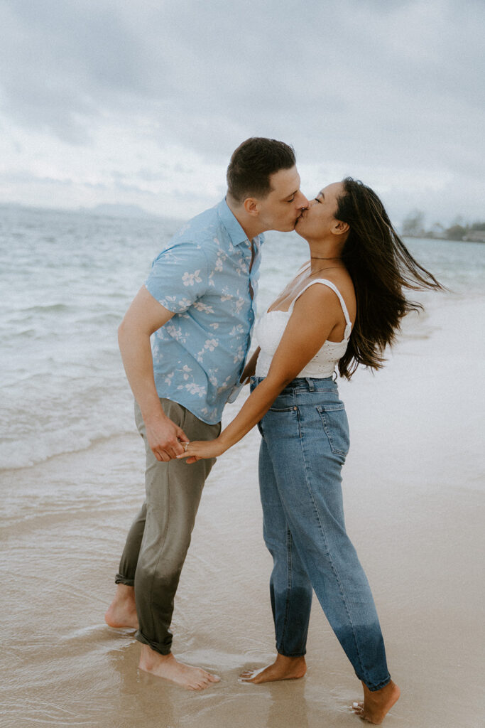 Hawaii wedding photographer